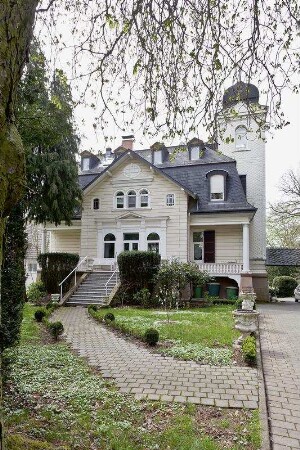 Villa Frank (Villa mit Garten); Kronberg, Wilhelm-Bonn-Straße 2