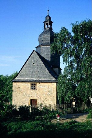 Dorfkirche, Westseite mit Eingang