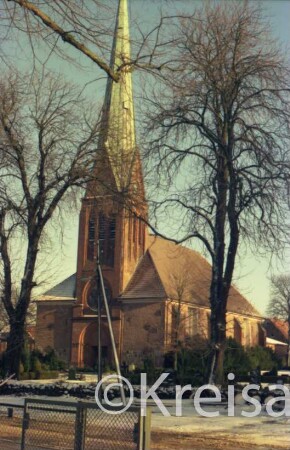 Kirchenweg: Friedenskirche: Blick aus Südwesten