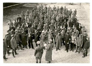 Kriegsgefangenenlager Lechfeld: Nr. 2: (Appell)