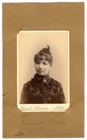 Portrait der Opernsängerin Emanuela Frank