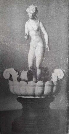 Teil eines Tafelaufsatzes - Diana in einer Muschel stehend