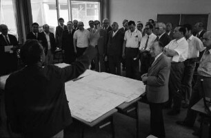 Informationsbesuch des Bau- und Bauvergabeausschusses beim Kant-Gymnasium