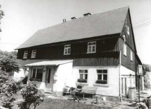Hermsgrün-Wohlbach, Obere Dorfstraße 13. Wohnhaus