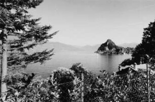 Blick auf den Lago Maggiore (mit der Boromeischen Insel ?)