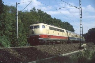 Burgbernheim Lok 103 001 D-Zug UIC-X-Wagen