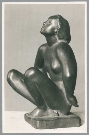 Kauernde, 1917, Bronze