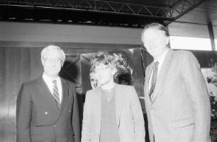 Staufen: Faust Gymnasium, Preisverleihung, Willibald Hilf, Manfred Peter Hein, Minister Engler