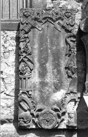 Kamenz. Grabstein des Müllers Freudenberg an der Hauptkirche
