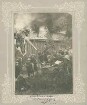 Heinrich von Hoff, Generalmajor (im osmanischen Kriegsministerium), Tätigkeitsbereich: Jugendtrupp als Feuerwehr in Eskischehir im Einsatz (Brandübung mit mechanischer Feuerspritze), zwölf Personen (unter ihnen zwei Lehrer) in Feuerwehrausrüstung