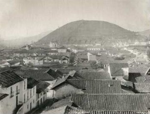 Südostseite von Quito mit dem Vulkan "Panecillo"