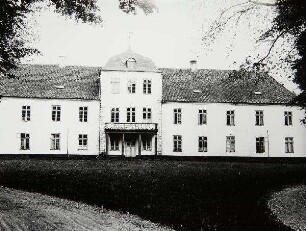 Karlsburg - Herrenhaus