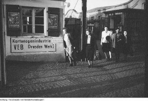 Kulturgruppen des VEB Kartonagenindustrie Dresden, April 1952