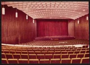 Stadttheater, Trier: Zuschauerraum, Blick auf Bühne