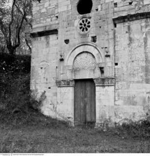 San Paolo di Peltuino, Hauptportal