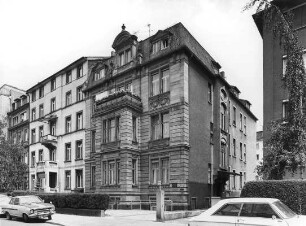 Frankfurt, Savignystraße 30