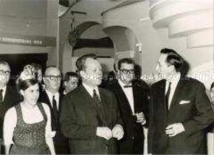 Außenminister Willy Brandt auf der Internationalen Grünen Woche Berlin