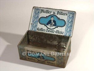 Kiste für "Pfeiffer u. Dillers Kaffee-Zusatz-Essenz"