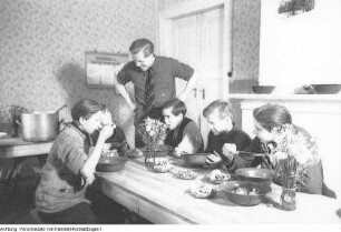 Schönteichen-Brauna, Jugendwerkhof Brauna (bei Kamenz), Leiter Rudi Heinrich, 1947-1948