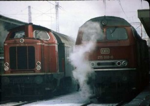 Pforzheim Hbf. Lok 211 357 Lok 215 010