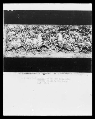 Relief eines berittenen Kampfes