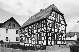 Wohnhaus; Weilrod, Ratsgasse 19