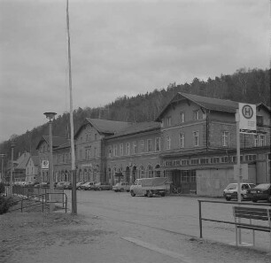 Empfangsgebäude