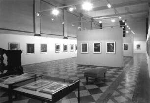 Dresden. Ausstellung "Per Kirkeby - Holzschnitte 1980-1999" im Albertinum, 24.7.-17.10.1999. Raumaufnahme (Mosaiksaal)