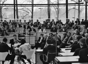 Dresden. Eröffnung der Neubauten des Sächsischen Landtages am 12. Februar 1994. Festakt im Plenarsaal