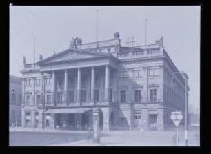Opernhaus, Breslau: Ansicht von Osten (Negativ zu Inv. Nr. TBS 073,11)