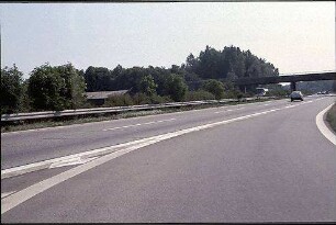 Einfahrt West zu Hauptfahrbahn West (Karlsruhe Richtung Basel)