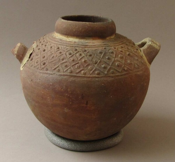 Clay vessel