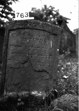 Grabstein 763