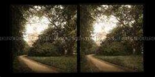 Blick vom Park zum Eutiner Schloss