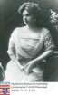 Alice Prinzessin v. Griechenland geb. Prinzessin v. Battenberg (1885-1969) / Porträt, sitzend, Kniestück