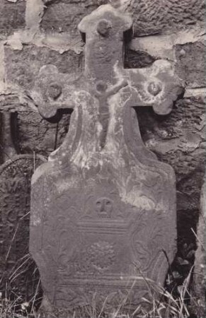 Friedhof. Grabkreuz, Rückseite um 1760