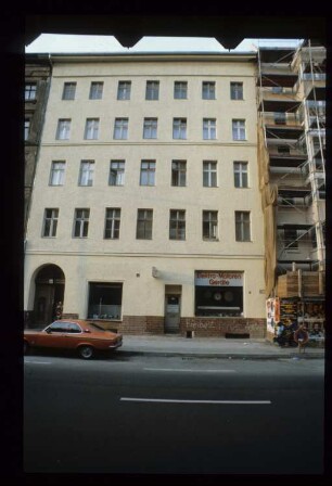Diapositiv: Skalitzer Str. 143, 1982