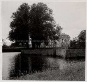 Brühl im Rheinland, Schloss