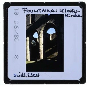 North Yorkshire, Fountains Abbey : südliches Seitenschiff