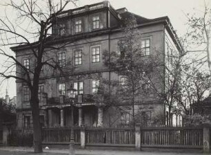 Dresden-Neustadt, Oberer Kreuzweg 8, Wohnhaus, Straßenansicht