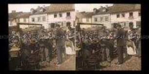 Soldaten auf dem Markt in Kutno