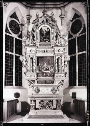 Evangelische Stadtkirche; Altar, Details