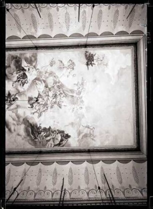 Schloss; Ordenssaal, Deckenbild vor der Restaurierung