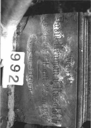 Grabstein 992 (Detailaufnahme 2)