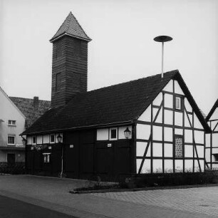 Feuerwehrgerätehaus; Waldkappel, Am Graben