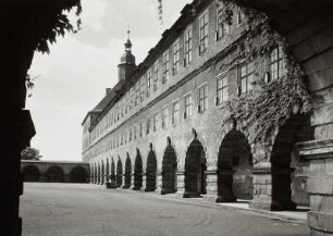 Gotha. Schloss Friedenstein. Westflügel von Nordosten
