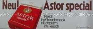 Werbeschild für "Astor Special"-Zigaretten