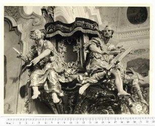 Klosterkirche Gerlachsheim - Außenansicht, Heiligenstatuen, Kanzel