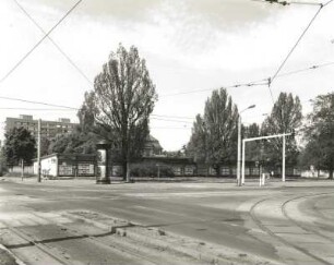 Dresden-Striesen. Comeniusplatz/Ecke Fetscherstraße. Blick nach Nordnordwesten
