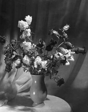 Vase mit Blumen